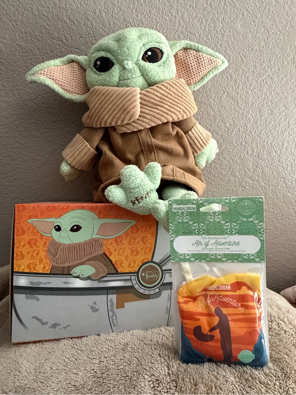 Scentsy The Mandalorian Grogu Plush in Green and Brown